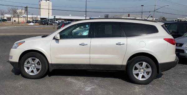 2011 Chevy Traverse - cars & trucks - by dealer - vehicle automotive... for sale in Lakewood, OH – photo 4