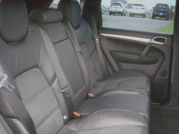 2010 Porsche Cayenne GTS AWD SUV - 405 Horsepower! All Service for sale in Bethlehem, PA – photo 11