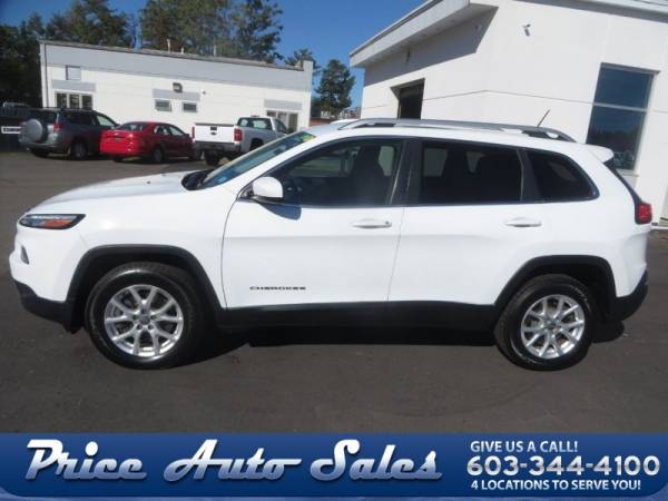 2014 Jeep Cherokee Latitude 4x4 4dr SUV Ready To Go!! - cars &... for sale in Concord, NH – photo 3