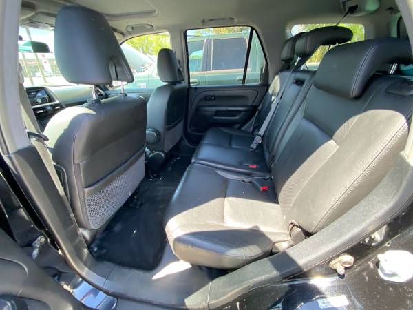 2005 Honda CR-V Sharp Leather - - by dealer - vehicle for sale in KERNERSVILLE, NC – photo 5