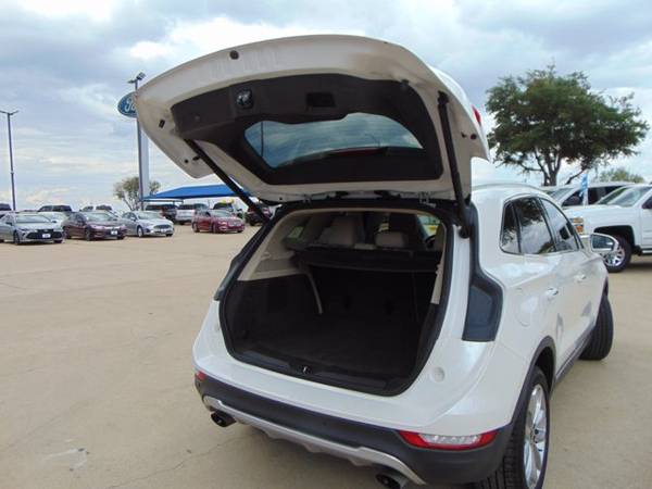 2017 Lincoln Mkc Select (*Mileage: 45,979!) - cars & trucks - by... for sale in Devine, TX – photo 12