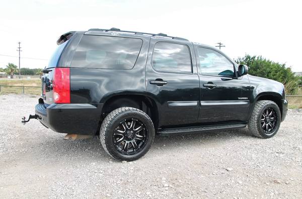 2008 GMC YUKON SLT*LEATHER*NITTOS*20" WHEELS*TOUCH SCREEN... for sale in Liberty Hill, AR – photo 10