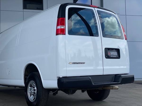 2020 Chevrolet Express 2500 Chevy Work Van Extended Cargo Van - cars for sale in Milwaukie, OR – photo 9