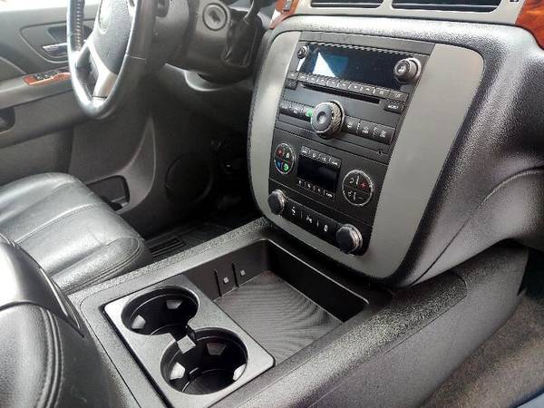 2014 GMC Yukon XL SLT 1/2 Ton 4WD - EASY FINANCING FOR ALL... for sale in Holliston, MA – photo 19
