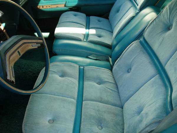 1976 Lincoln Mark iv Givenchy 50, 000 miles moonroof for sale in Cleveland, OH – photo 14