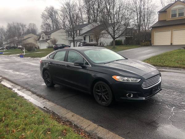 2014 Ford Fusion SE clean title 80k miles leather heated seats -... for sale in Cicero, NY – photo 4
