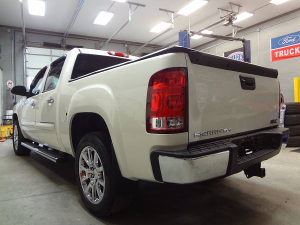 2013 GMC Sierra 1500 SLE Crew Cab - - by dealer for sale in Brockport, NY – photo 5