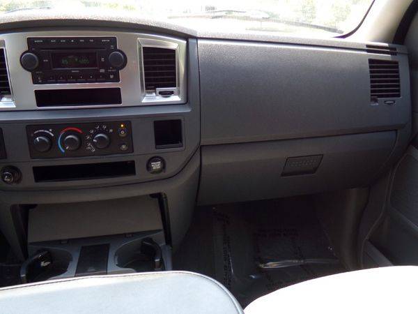 2007 Dodge Ram 1500 SLT Quad Cab 4WD for sale in Madison , OH – photo 12