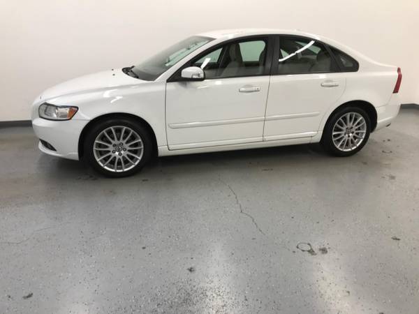 2011 Volvo S40 4dr Sdn - - by dealer - vehicle for sale in Eugene, OR – photo 3