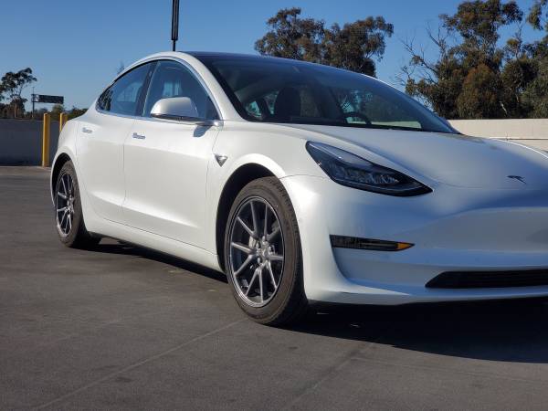 Tesla Model 3 - cars & trucks - by owner - vehicle automotive sale for sale in Los Angeles, CA – photo 7
