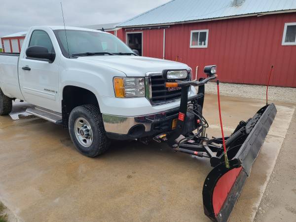 2009 GMC Sierra 2500 Regular Cab Work Truck with Boss Snow Plow for sale in Creston, IA – photo 5