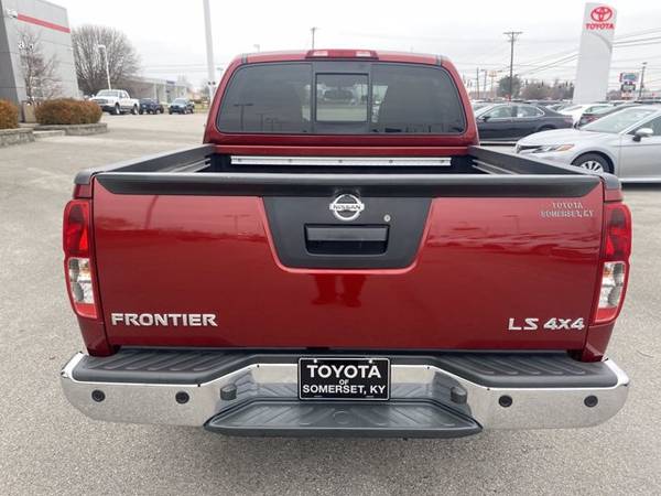 2019 Nissan Frontier SL 4X4 Crew Cab - - by dealer for sale in Somerset, KY – photo 9