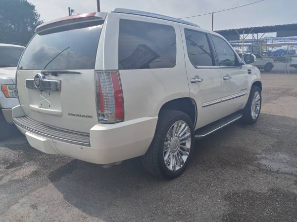 2007 Cadillac Escalade - - by dealer - vehicle for sale in McAllen, TX – photo 9