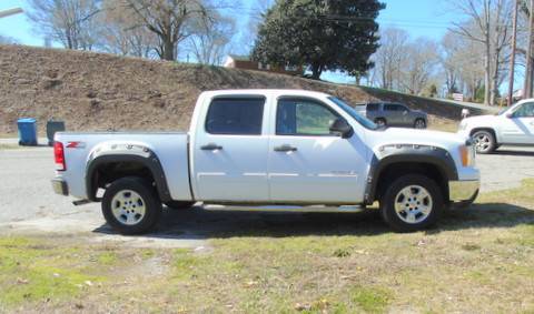 2011 GMC SIERRA CREW CAB+4x4 - cars & trucks - by dealer - vehicle... for sale in Maiden, NC – photo 6