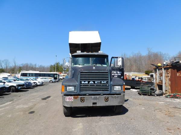 2000 Mack CH600 for sale in Upper Marlboro, District Of Columbia