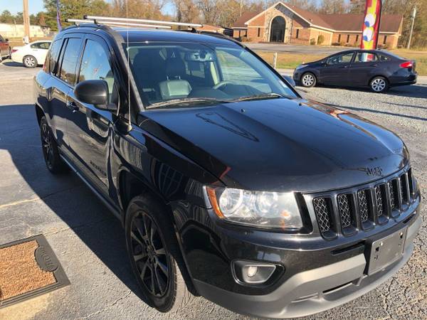 2015 Jeep Compass Altitude Edition 4x4 4dr SUV - cars & trucks - by... for sale in Thomasville, NC – photo 6