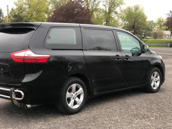 2015 Toyota Sienna - - by dealer - vehicle automotive for sale in Fort Lee, NJ – photo 6