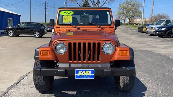 2001 Jeep Wrangler Sport suv Orange - - by dealer for sale in Pleasant Hill, IA – photo 5
