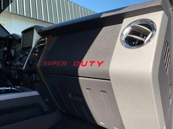 2015 Ford F250 Super Duty Crew Cab Lariat Pickup 4D 6 3/4 ft Family for sale in Fremont, NE – photo 17
