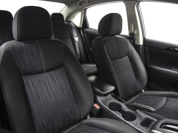 2017 Nissan Sentra SV Sedan 4D sedan Maroon - FINANCE ONLINE for sale in Carrollton, TX – photo 5