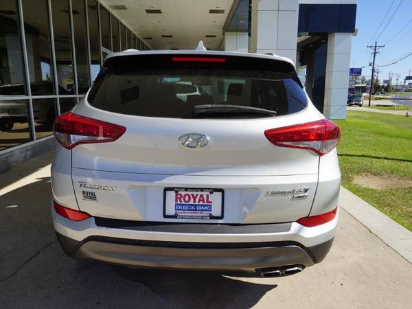 2016 Hyundai Tucson Limited AWD suv Chromium Silver - cars & trucks... for sale in Baton Rouge , LA – photo 6