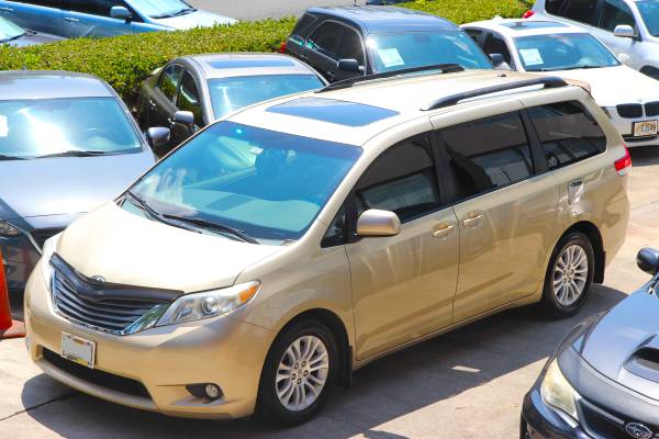 2013 TOYOTA SIENNA XLE LEATHER FULLY LOADED - - by for sale in Honolulu, HI – photo 2
