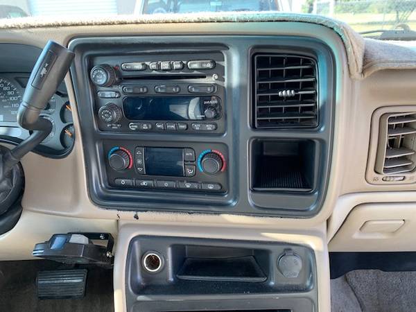 2003 chevy Suburban LT 4x4 for sale in Hereford, AZ – photo 6