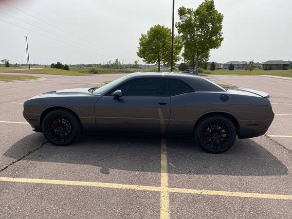 DODGE CHALLENGER 2018 GT AWD MUTIPLE UPGRADES AND WARRANTY INCLUDED... for sale in Sioux Falls, IA – photo 3