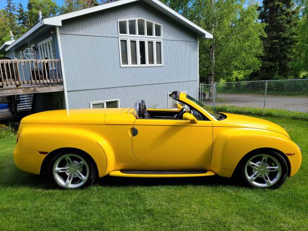 2005 Chevrolet SSR for sale in Anchorage, AK – photo 6
