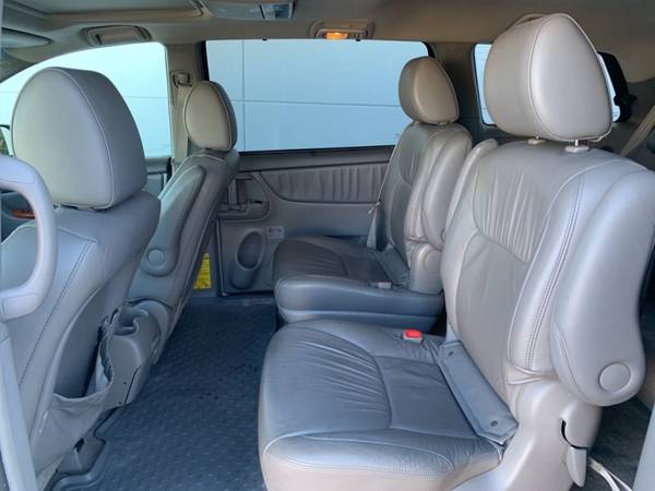 2010 TOYOTA SIENNA XLE - cars & trucks - by dealer - vehicle... for sale in Omaha, NE – photo 17