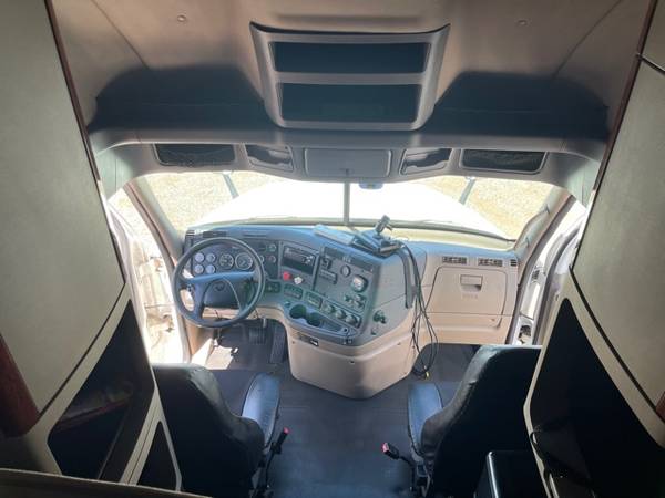 two 2013 Freightliner Cascadia auto runs great - - by for sale in Peoria, AZ – photo 3