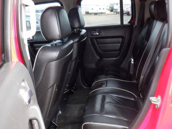 2006 HUMMER H3 Sport Utility - cars & trucks - by dealer - vehicle... for sale in Helena, MT – photo 6