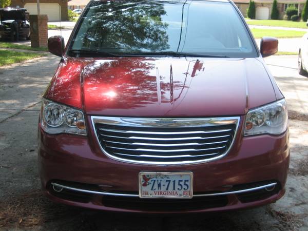 2012 Chrysler Town and Country for sale in Chesapeake , VA – photo 5