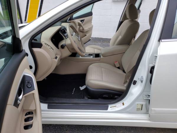 !!!2016 Nissan Altima 2.5 SV!!! 1-Owner/Back Up Camera/Dr Side P Seat for sale in Lebanon, PA – photo 10