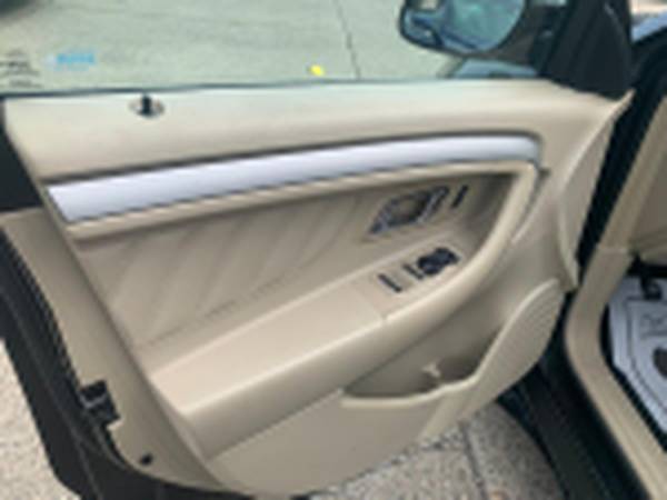 2014 Ford Taurus SEL 4dr Sedan - cars & trucks - by dealer - vehicle... for sale in Eastpointe, MI – photo 17