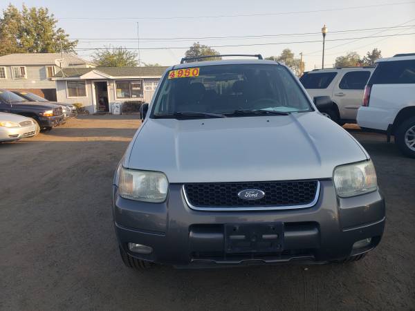 2004 FORD ESCAPE XLT 4X4 - cars & trucks - by dealer - vehicle... for sale in Sparks, NV – photo 2