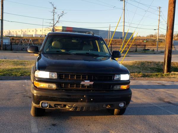 2002 Chevy Tahoe 4x4 z71 - cars & trucks - by dealer - vehicle... for sale in Saint Louis, MO – photo 3