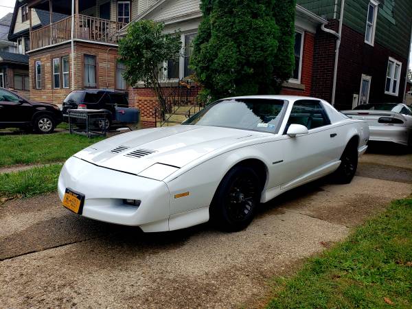 1991 Pontiac Firebird - cars & trucks - by owner - vehicle... for sale in Buffalo, NY – photo 2