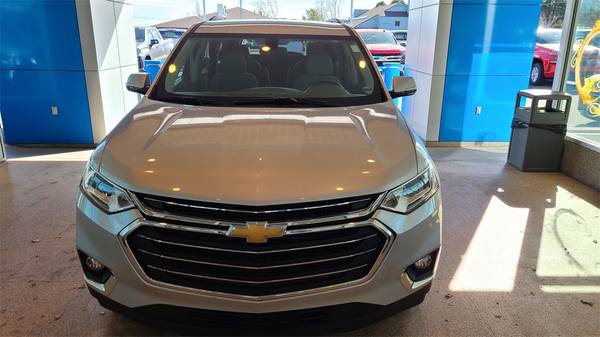 2019 Chevy Chevrolet Traverse LT suv Silver - cars & trucks - by... for sale in Flagstaff, AZ – photo 18