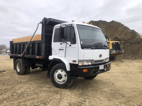 2000 Nissan ud 3300 dump for sale in NY, NY – photo 2