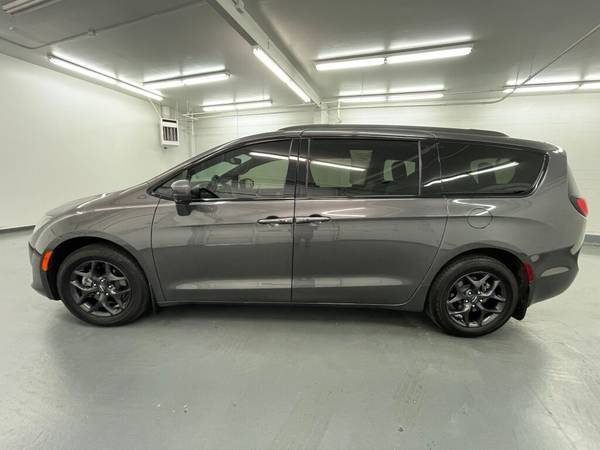 2020 Chrysler Pacifica Touring L Plus for sale in PUYALLUP, WA – photo 6