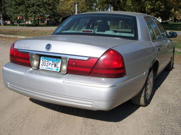 2004 MERCURY GRAND MARQUIS GS RUNS-DRIVES EXCELLENT for sale in Little Falls, MN – photo 6