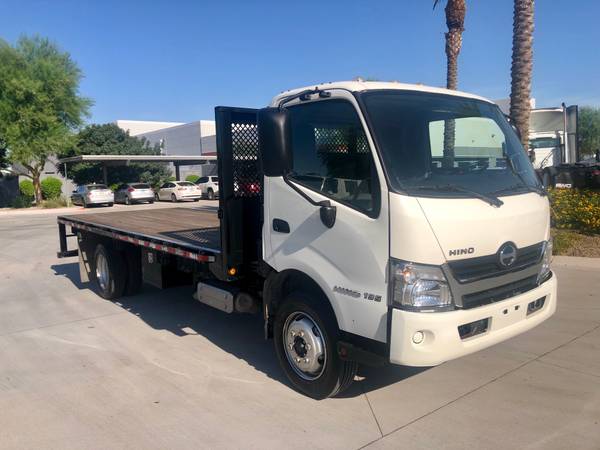 2015 HINO 195 18FT FLATBED LOW MILES for sale in Phoenix, TX – photo 2