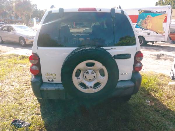 06 jeep 4x4 Low miles for sale in Deland, FL – photo 4