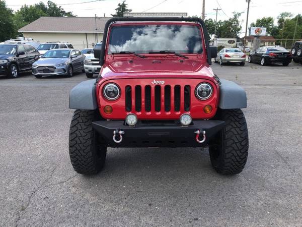 Jeep Wrangler Unlimited X 4x4 Lifted SUV Custom Wheels Used Jeeps V6 for sale in Knoxville, TN – photo 3