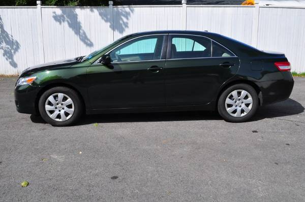 2010 Toyota Camry SE 6-Spd MT - cars & trucks - by dealer - vehicle... for sale in Milford, NH – photo 2