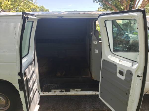 WORK VAN 2000 Ford e-250 for sale in KENNETH CITY, FL – photo 6
