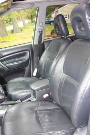 2004 Toyota Rav4 Limited for sale in West Warwick, RI – photo 7