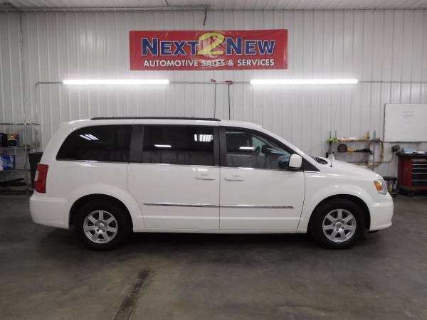 2012 CHRYSLER TOWN & COUNTRY for sale in Sioux Falls, SD