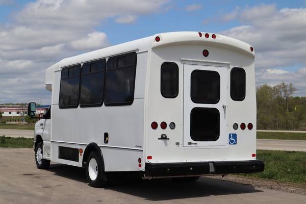 2015 Ford E-450 15 Passenger Paratransit Shuttle Bus for sale in Crystal Lake, IL – photo 7